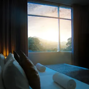https://kandy-tower-inn.negombohotels.net