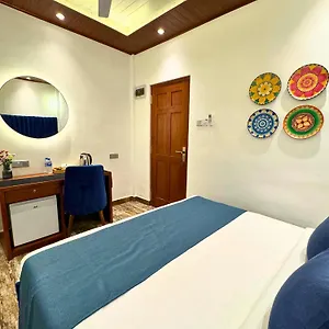 https://queens-mount.negombohotels.net